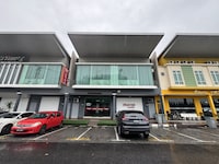 OYO 89497 Dream Nur Hotel