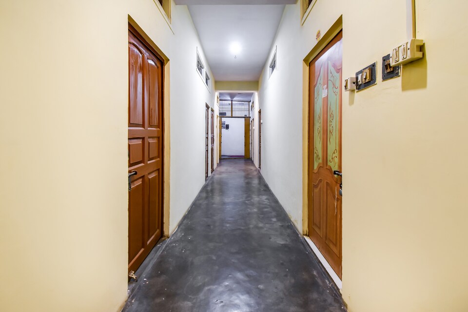 SPOT ON 61742 Hotel Kashika, Assi Ghat Varanasi, Varanasi