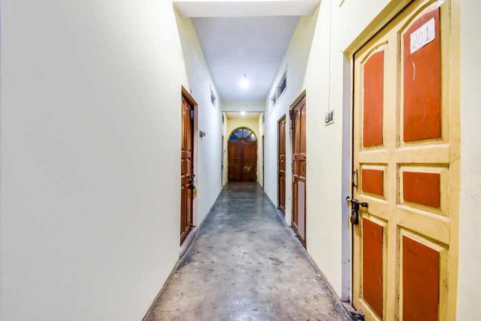 SPOT ON 61742 Hotel Kashika, Assi Ghat Varanasi, Varanasi