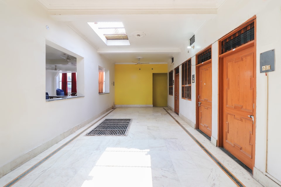 SPOT ON 61743 Hotel Manas, Hardoi, Hardoi