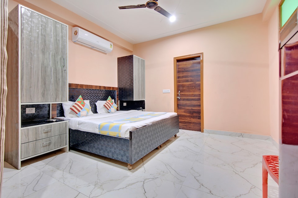 OYO 61753 Comfort Studio Near TCS, Cyber City, Gurgaon