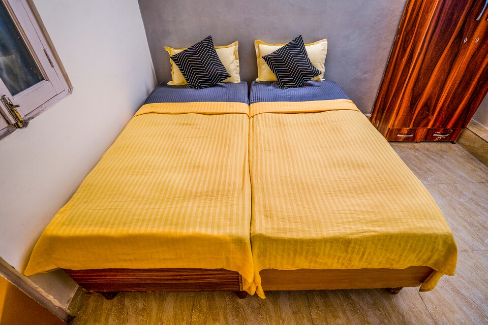 OYO LIFE DEL2075 Moti Bagh South Campus, South Delhi East, Delhi