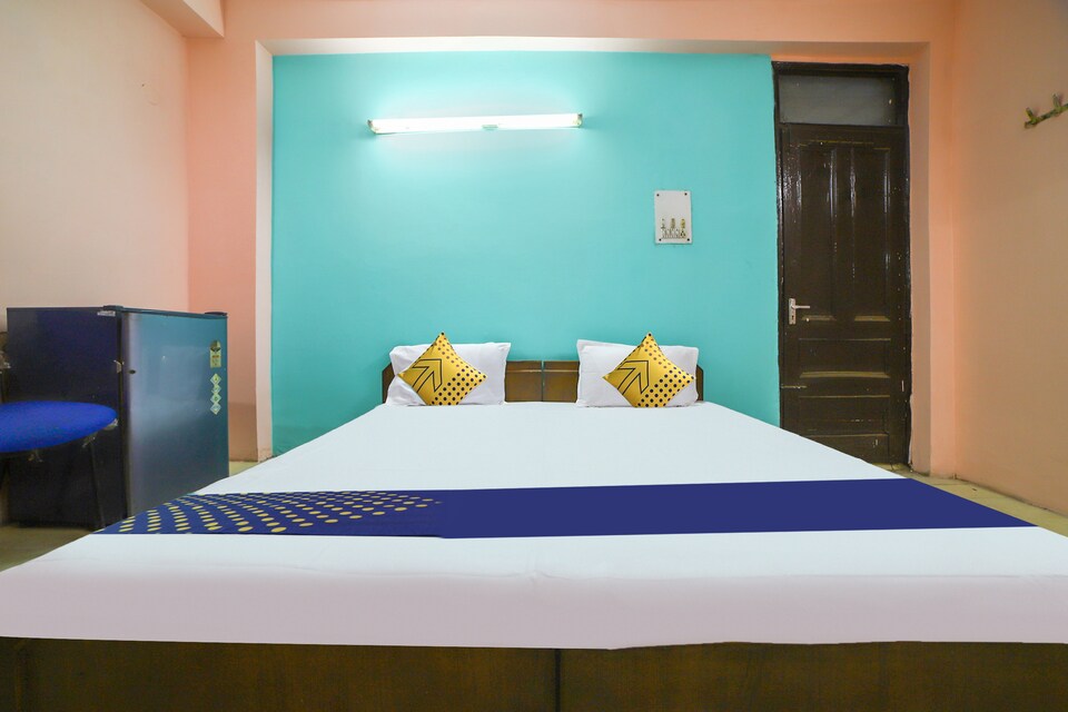 SPOT ON 61808 Viraj Hotel, Karol Bagh Delhi, दिल्ली