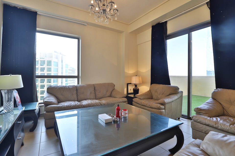 OYO 322 Home 3BHK Bahar 4 JBR, Dubai Marina, Dubai