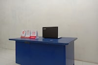 OYO 1705 Lyfriska Residence Syariah