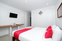 OYO 1706 Hotel H&w Solo