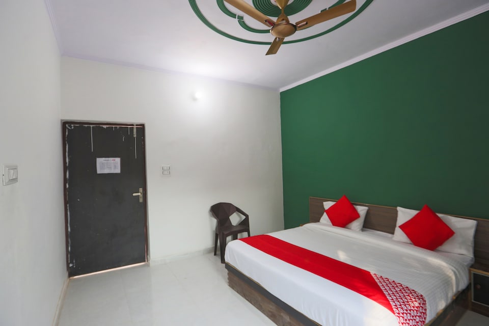 OYO 61851 Hotel Hye Blue, Palwal, Palwal