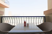 Super OYO 323 Home 417, Imperial Residence Tower B, Studio