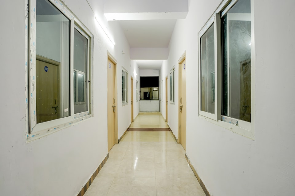 SPOT ON R S V Hotels, LB Nagar-Uppal, Hyderabad