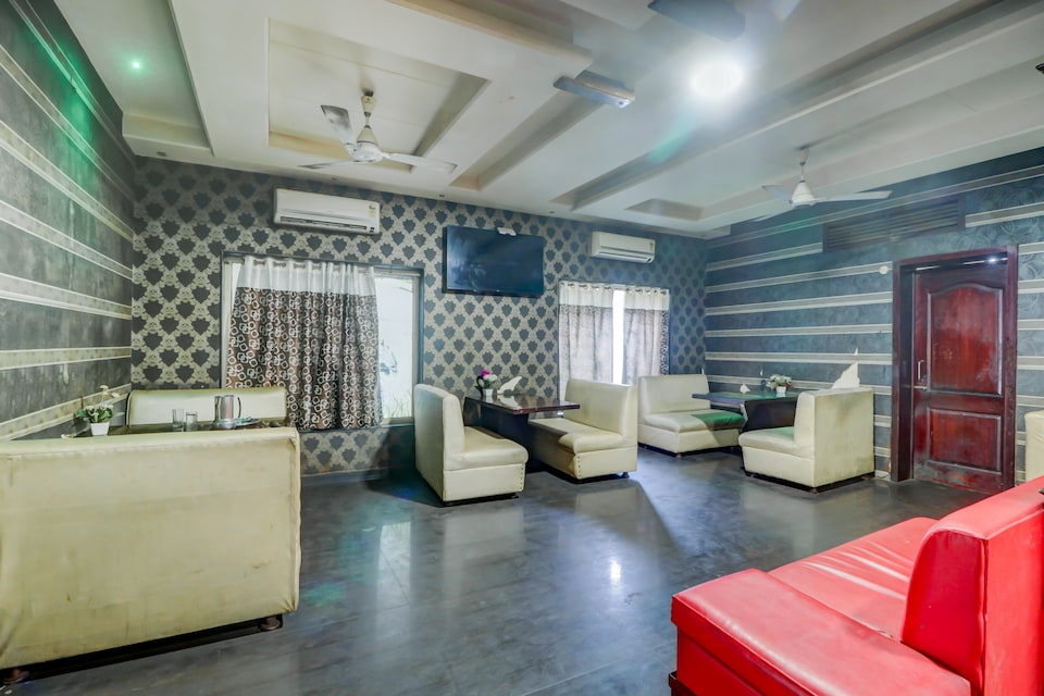 OYO Hotel Dream Palace, Durg, Bhilai