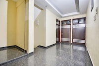 Hotel O Santosh Seva Sadan