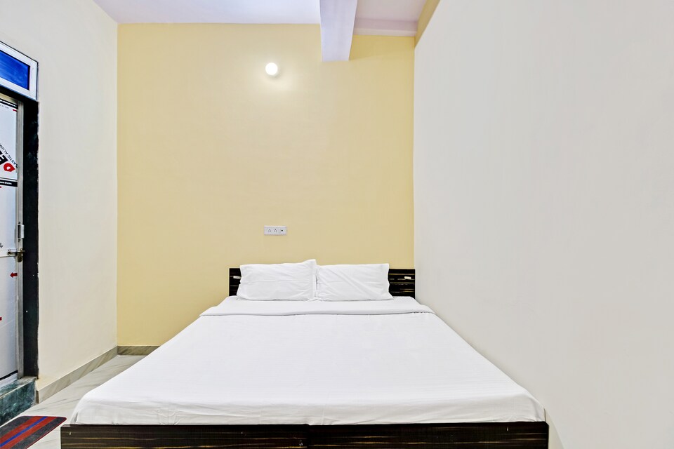 SPOT ON 61887 Rajasthan Guest House, Kotputli, Kotputli