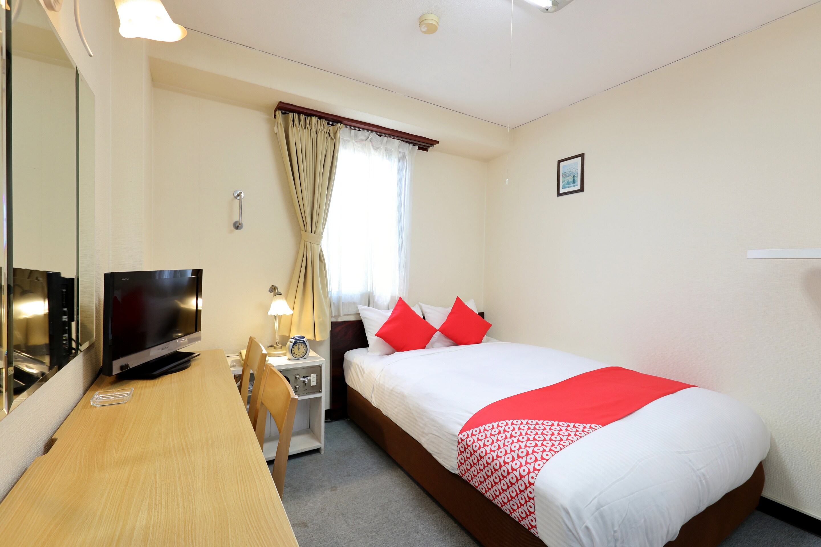 Oyo New World Hotel Kagoshimaのホテル Oyoホテル