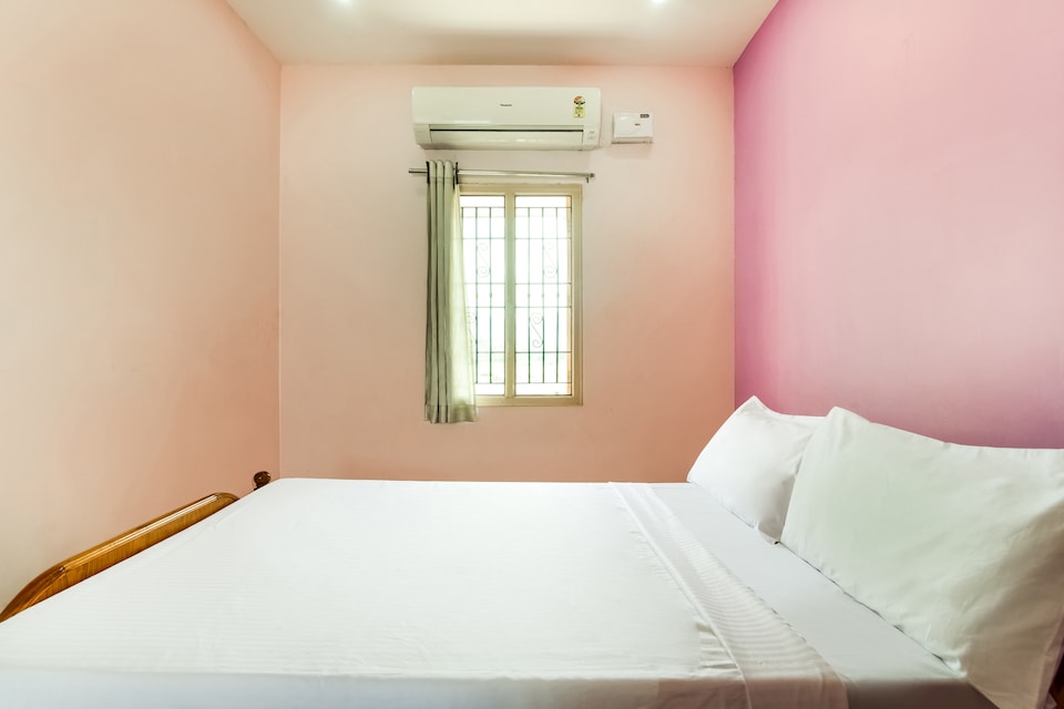 OYO 61917 YSMR Residency, Transit Tirupati, Tirupati