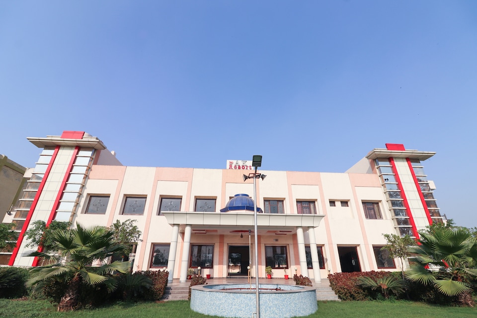 OYO 61921 Ak Resort , Moradabad, Moradabad