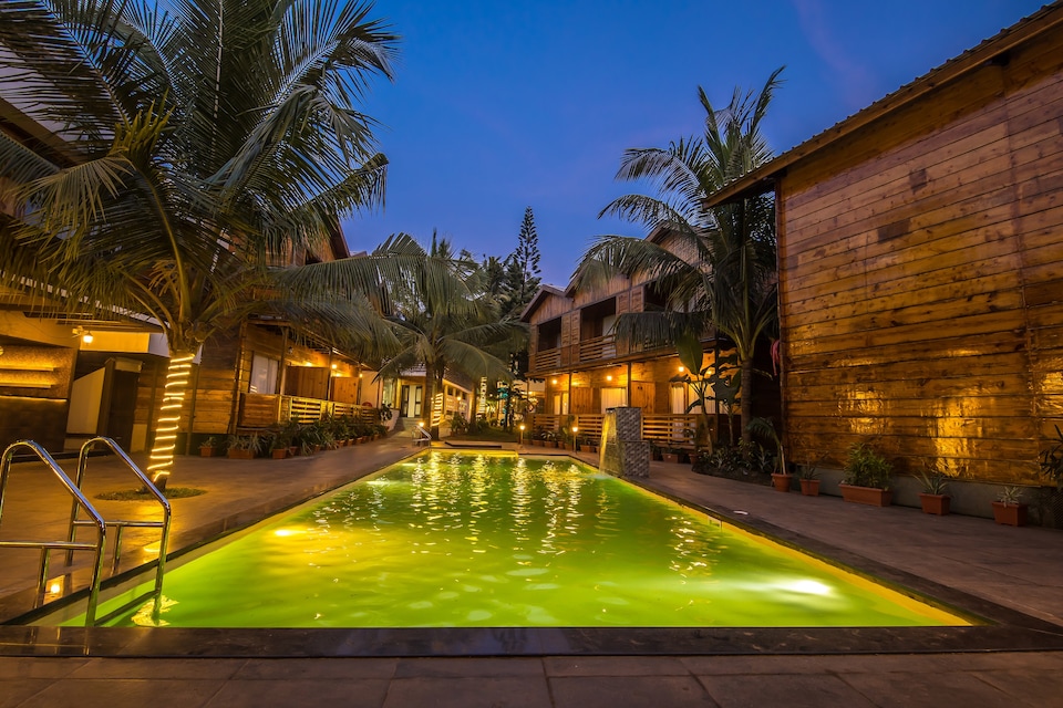 Capital O 61948 Aqua Marina, Calangute Goa, Goa