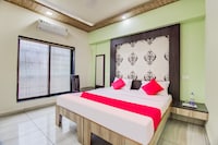 OYO Hotel Keshava Palace