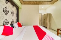 OYO Hotel Keshava Palace