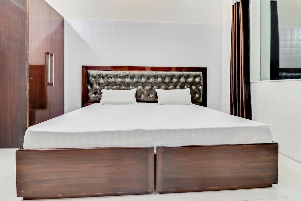 SPOT ON 61953 Hotel Prem Inn , Moradabad, Moradabad