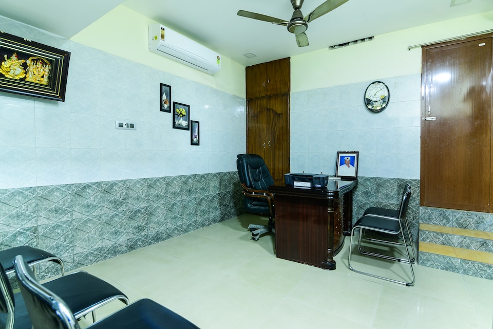 SPOT ON 61964 Jayalakshmi Residency , Puttur-AP, Puttur-AP