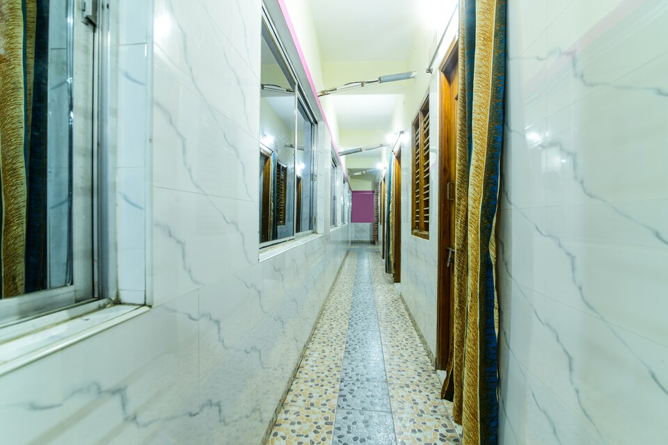 SPOT ON 61964 Jayalakshmi Residency , Puttur-AP, Puttur-AP
