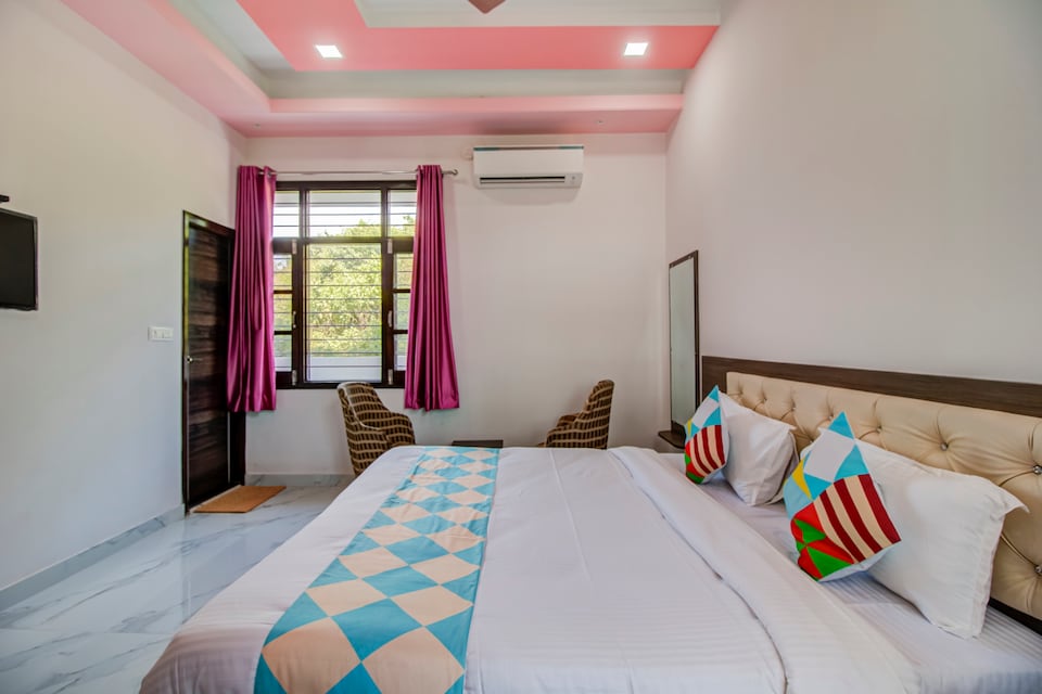 OYO Home 61969 Heritage Hill View Villa, Udaipur Central, Udaipur