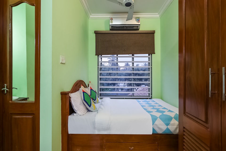 OYO Home 61971 Casa Blanca Holiday Homes, Finishing Point Alappuzha, Alappuzha