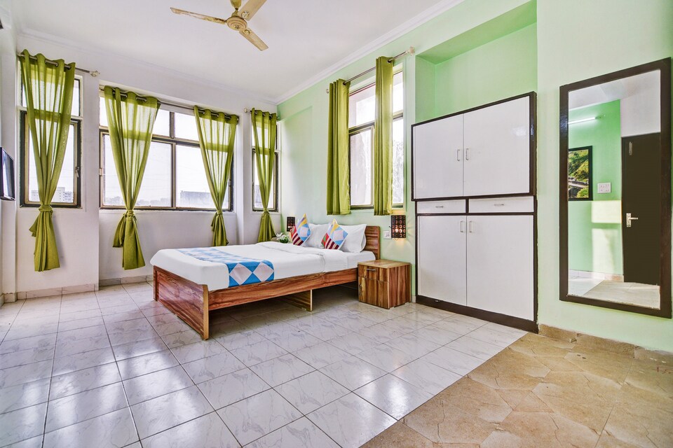 OYO Home 61986 Spacious Studios Kondhwa, Pune Camp, Pune