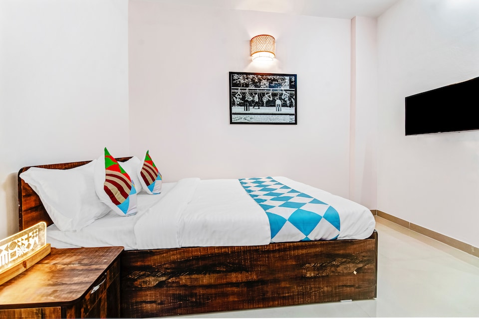 Live on PUN1395, Hadapsar Pune, Pune