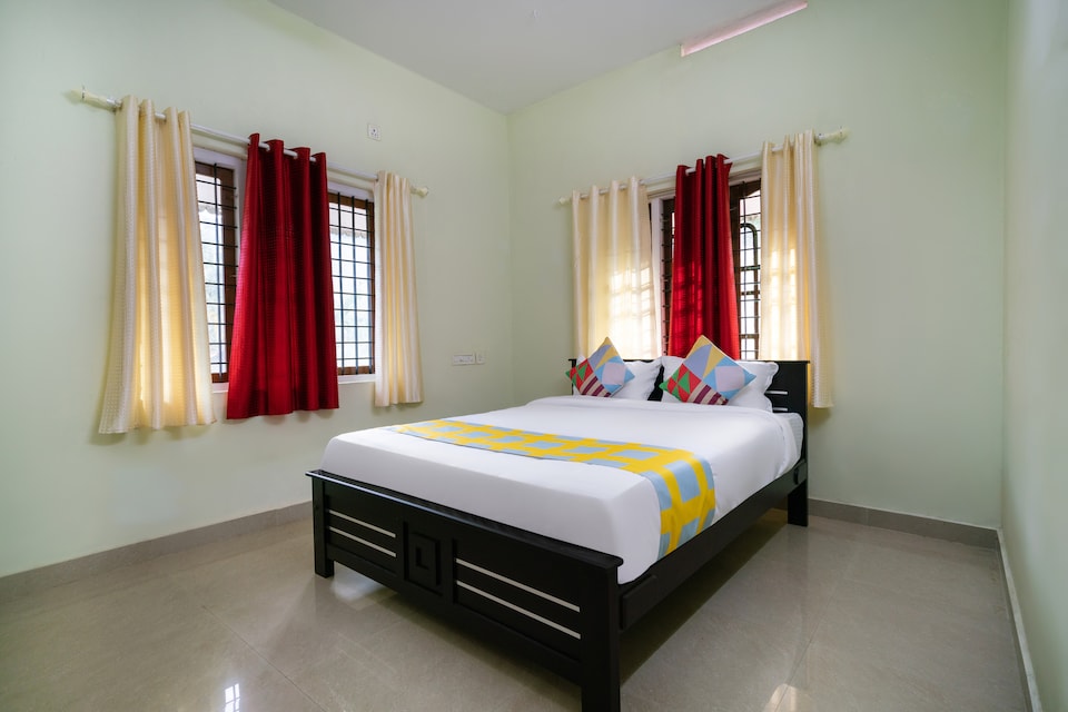 OYO HOME 62016 Misty Woods, Adimali Munnar, Munnar