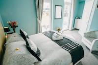 OYO Minerva Guesthouse 