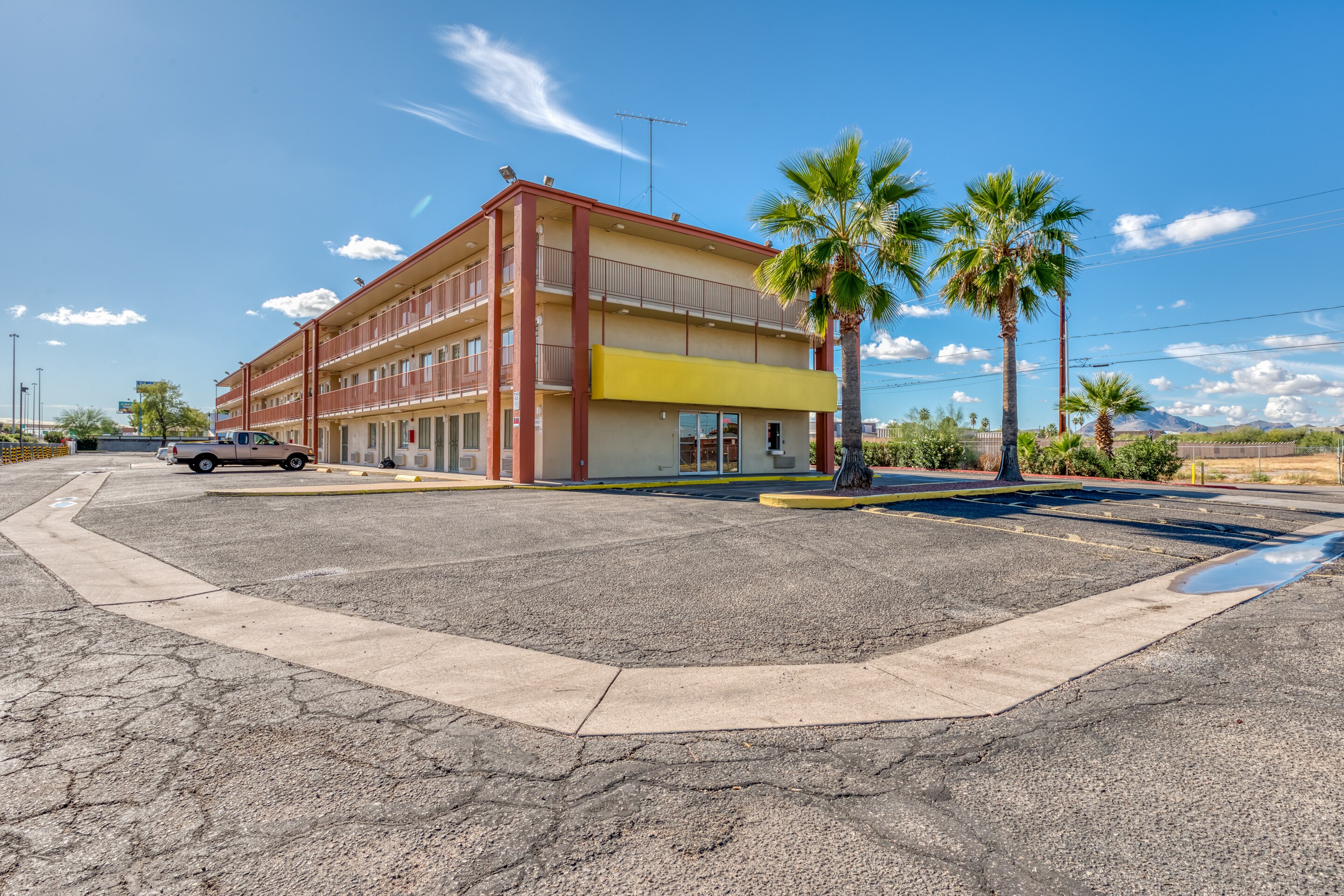 Book Hotel Tucson Downtown AZ From 43 OYO Hotels