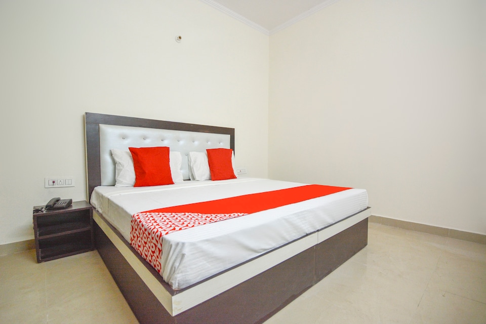 OYO 62047 Hotel Kohinoor, Mohali, Mohali