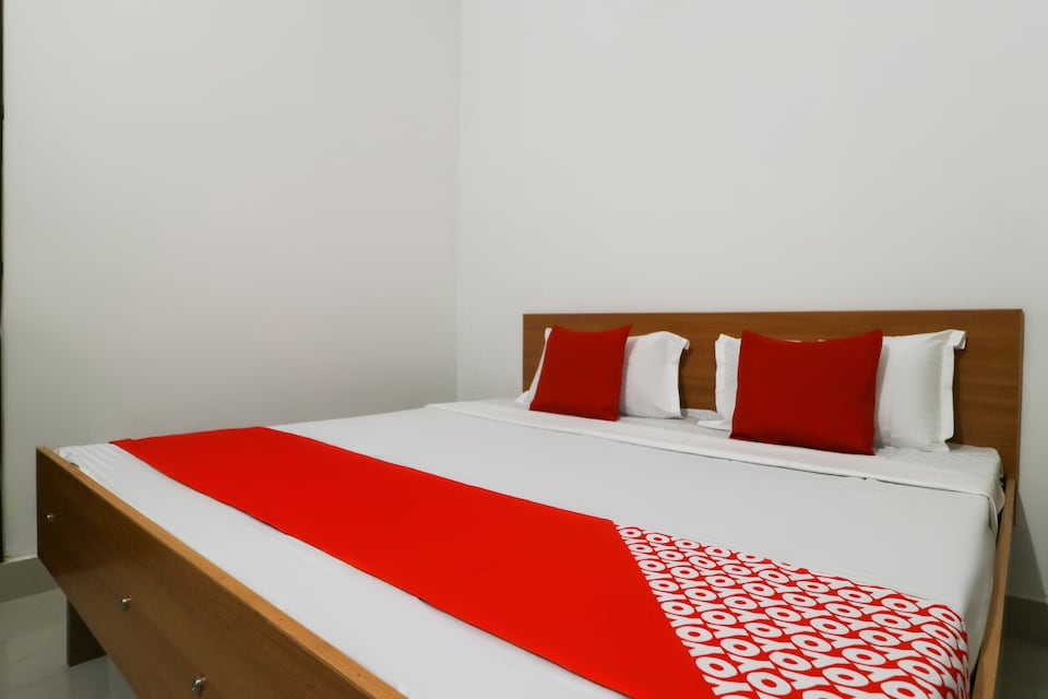 OYO 62051 Paradise Inn, Talwandi Sabo, Bathinda