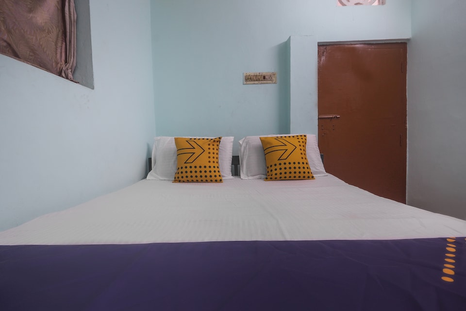 SPOT ON 62056 Sri Peryandavar Lodge, Sivagangai, Virudhunagar