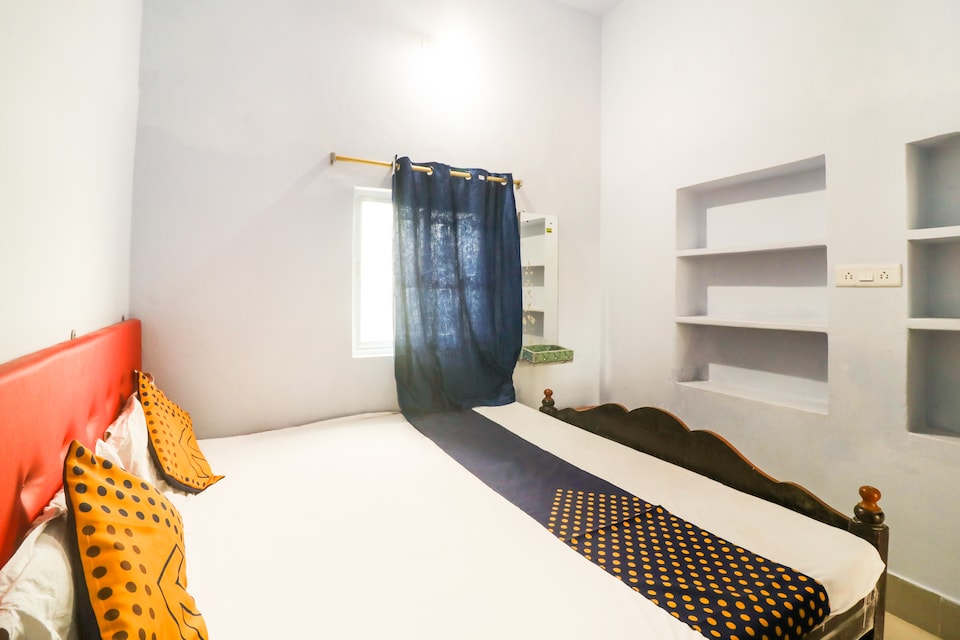 OYO 62064 Jay Sitaram Lodge, Baliapanda Puri, Puri