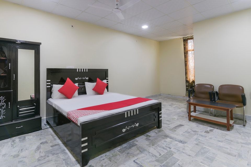 OYO 62070 Shagun Palace, Barra Kanpur, Kanpur