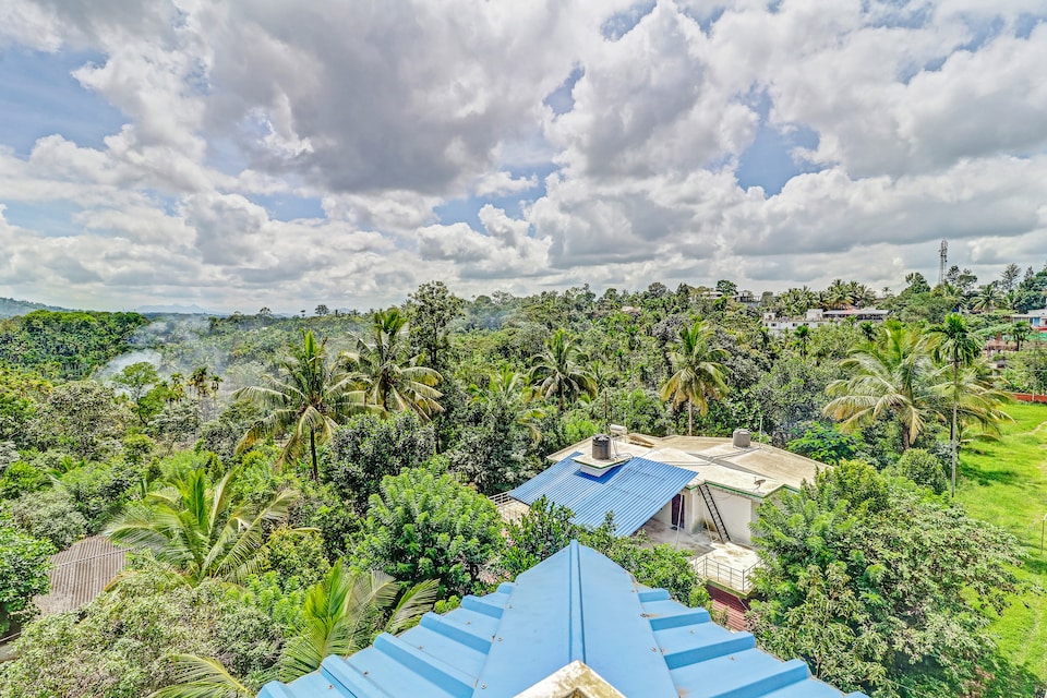 OYO Home 62073 Mountain View Green Valley, Sultan Bathery, Wayanad