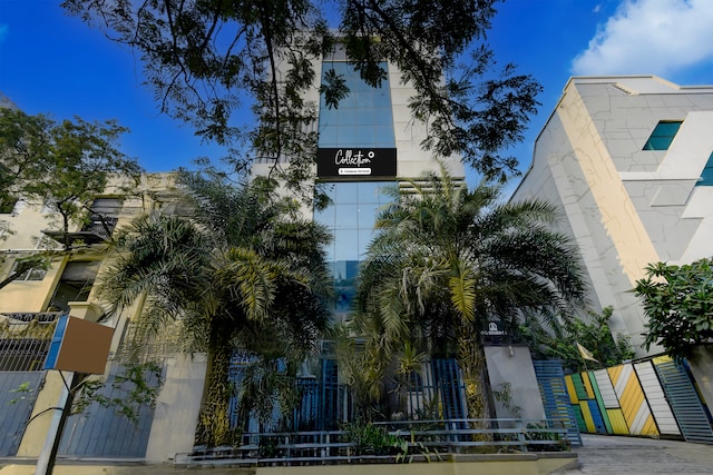 Collection O Erragadda Metro Station Hyderabad