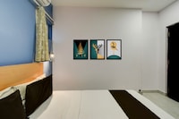 Collection O Erragadda Metro Station Formerly Golden Gate