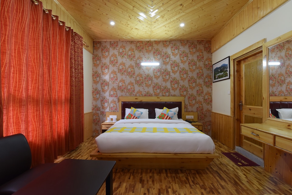 OYO Home 62086 Luxurious Family Suite Dhungri, Hadimba Road Manali, Manali