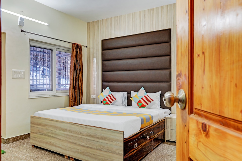 OYO Home 62089 Restful 2BHK Apartment Mussoorie, Picture palace Mussoorie, Mussoorie