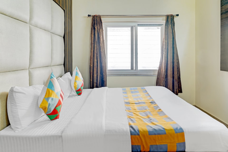 OYO Home 62089 Restful 2BHK Apartment Mussoorie, Picture palace Mussoorie, Mussoorie