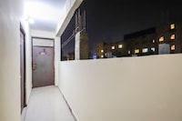 Hotel O Royal Residency 