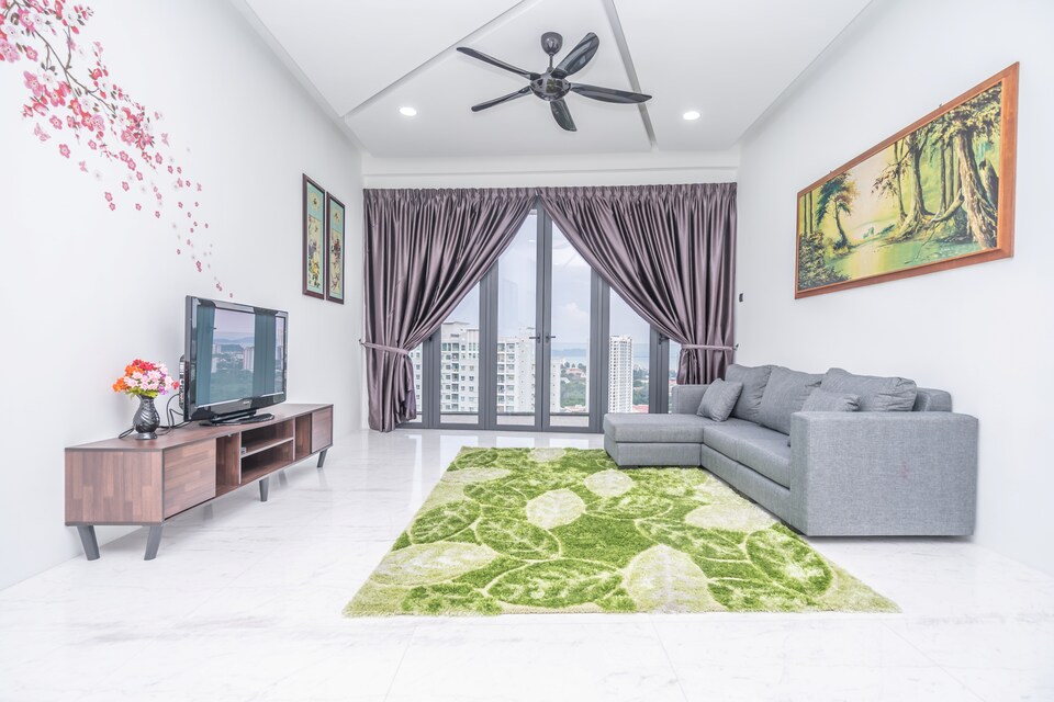 OYO Home 89515 Plush 3br Arte S, Gelugor, Jelutong