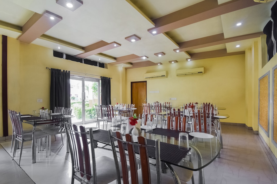 Hotel O Ritz Rivera, Behala Kolkata, Kolkata