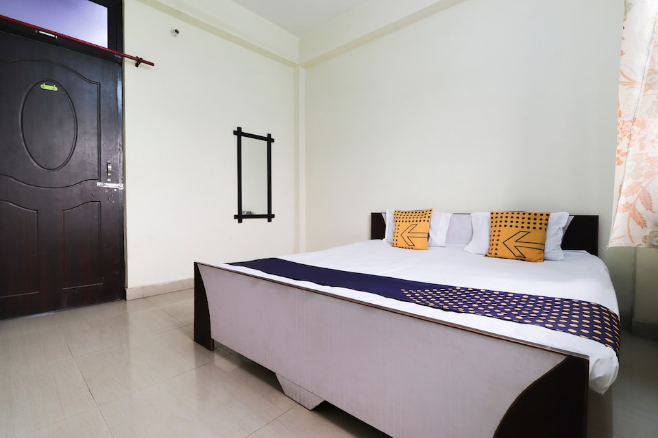 SPOT ON 62143 Hotel Shahnaai, Faizabad Road, Lucknow