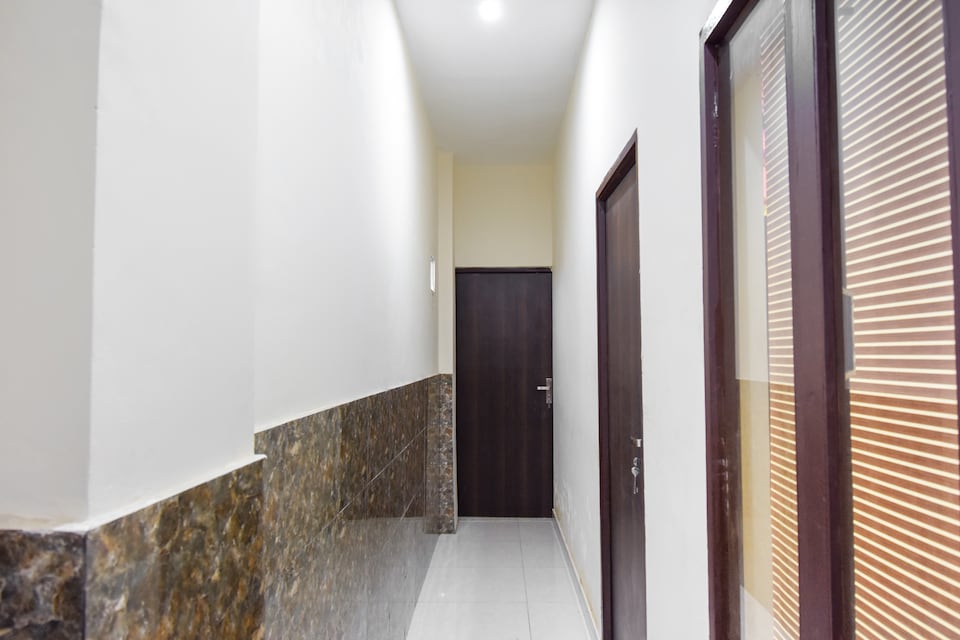 Hotel O Happy Living, Ferozepur Road Ludhiana, Ludhiana