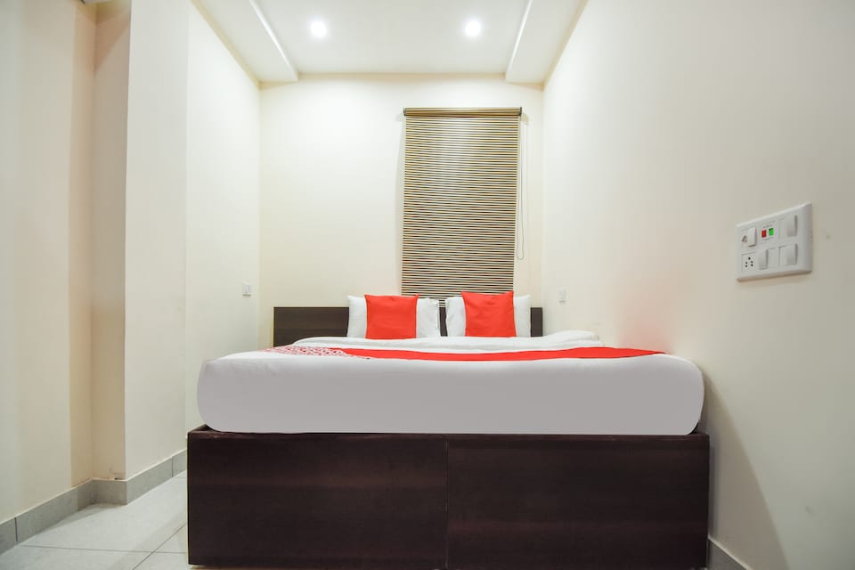OYO 62150 Happy Living 1819, Ferozepur Road Ludhiana, लुधियाना