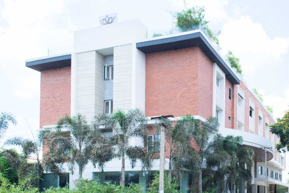 OYO 5038 Lakshmi Hotel, Thanjavur, Thanjavur